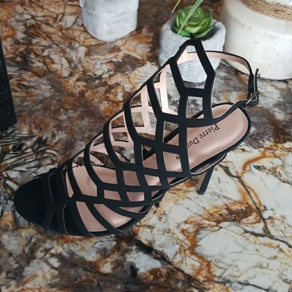 Black caged heels. Various sizes. - Picture 3 of 5